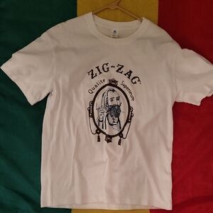 White Graphic Tee - Short Sleeve